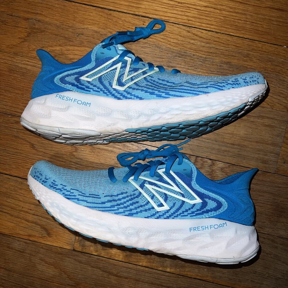 New Balance Fresh Foam 1080v11 Wave Blue Women Size 10/Men 8.5 run.trainer